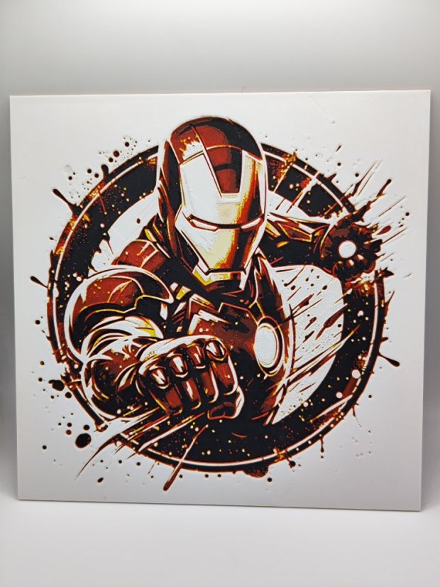 Iron man na stenu