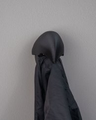 Věšák na oblečení - zobák papouška