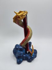 Dračí stojan na pero - červená Scyla