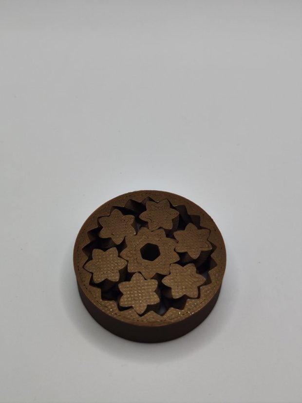Planetary gear