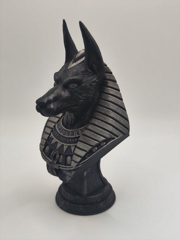 Bust negru-oțel al lui Anubis